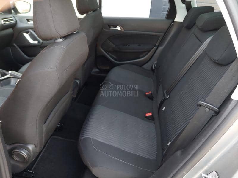 Peugeot 308 1.6BlueHDI LED/PANO