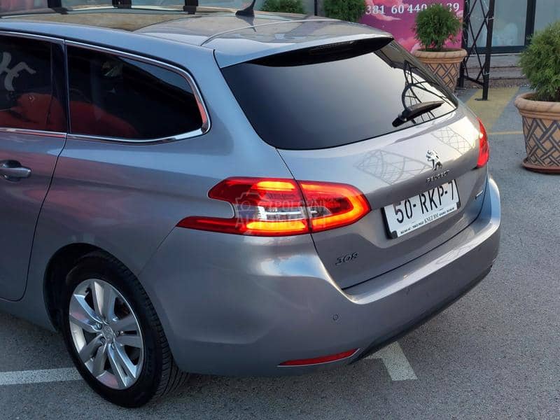 Peugeot 308 1.6BlueHDI LED/PANO
