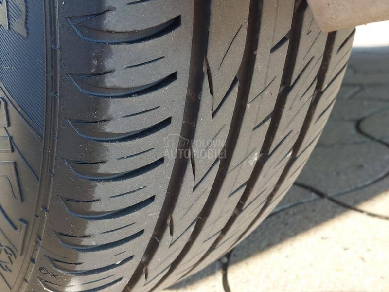 Peugeot 308 1.6BlueHDI LED/PANO