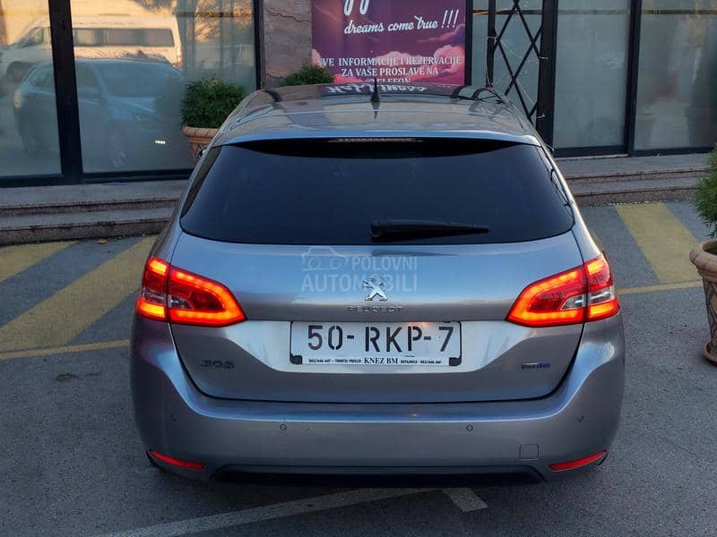 Peugeot 308 1.6BlueHDI LED/PANO
