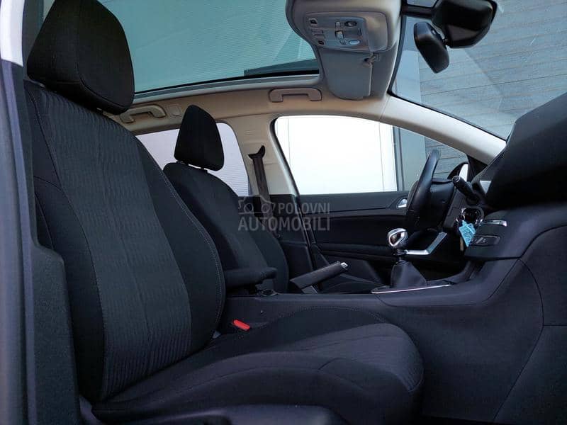 Peugeot 308 1.6BlueHDI LED/PANO