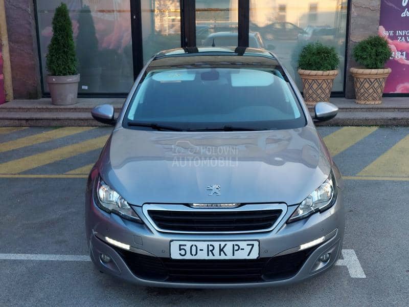 Peugeot 308 1.6BlueHDI LED/PANO