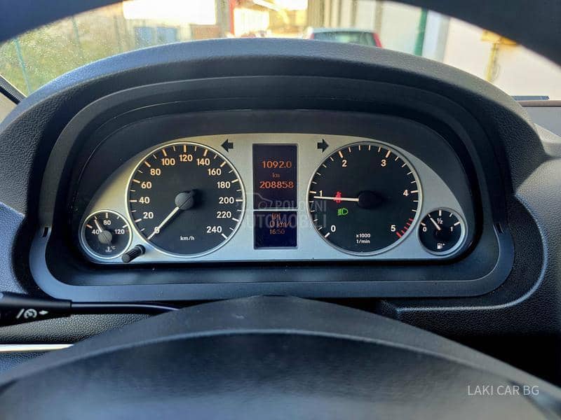 Mercedes Benz B 180 CDI resty