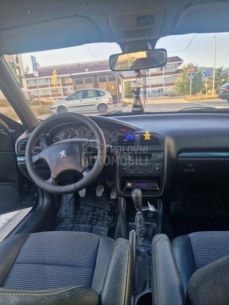 Peugeot 406 
