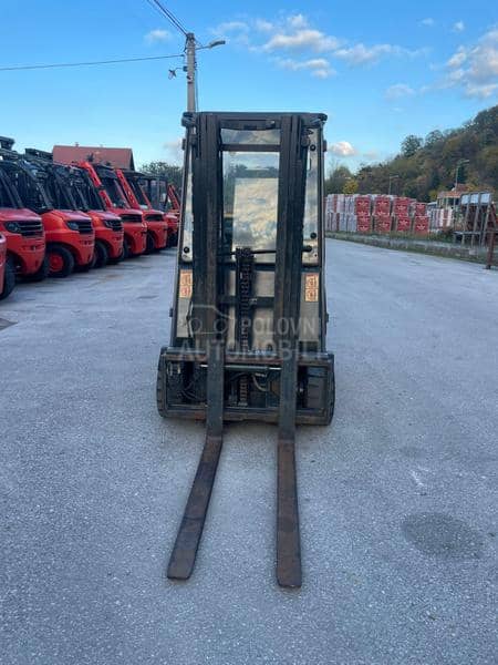 Still 1,6 tona Triplex