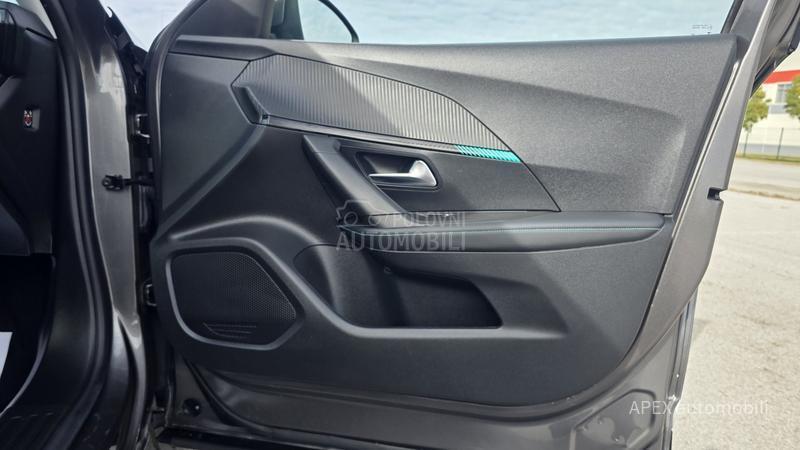 Peugeot 2008 1.5 EHdi EAT8 Allure