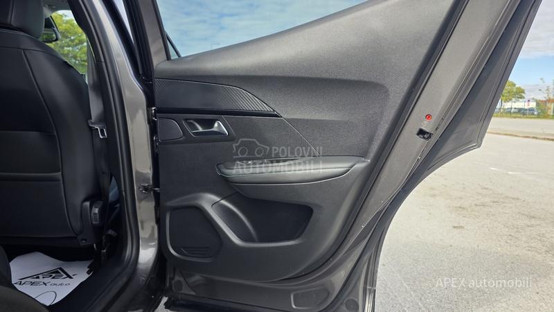 Peugeot 2008 1.5 EHdi EAT8 Allure