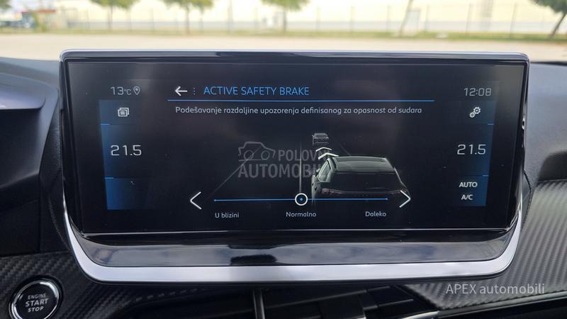 Peugeot 2008 1.5 EHdi EAT8 Allure