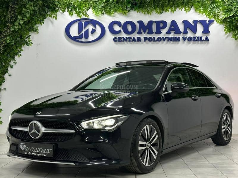 Mercedes Benz CLA 180 AMB AUT