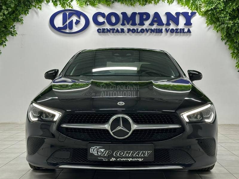 Mercedes Benz CLA 180 AMB AUT