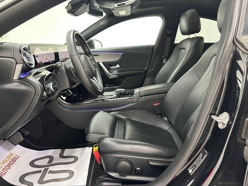 Mercedes Benz CLA 180 AMB AUT