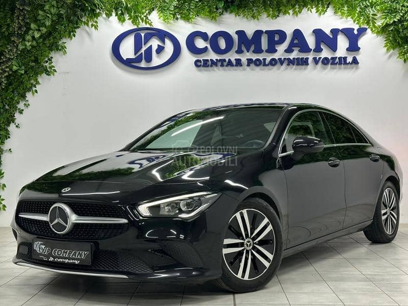 Mercedes Benz CLA 180 AMB AUT