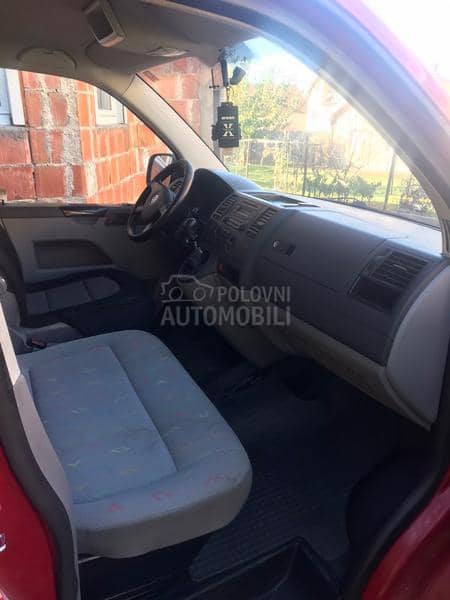Volkswagen Transporter T5 1.9 TDI