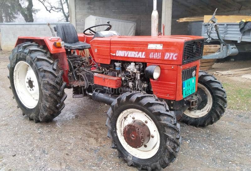 Universal 445 DTC fabricko stanje