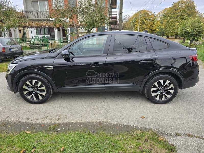 Renault Arkana E TECH 145