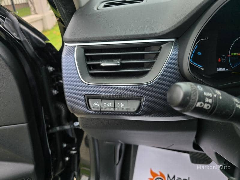 Renault Arkana E TECH 145