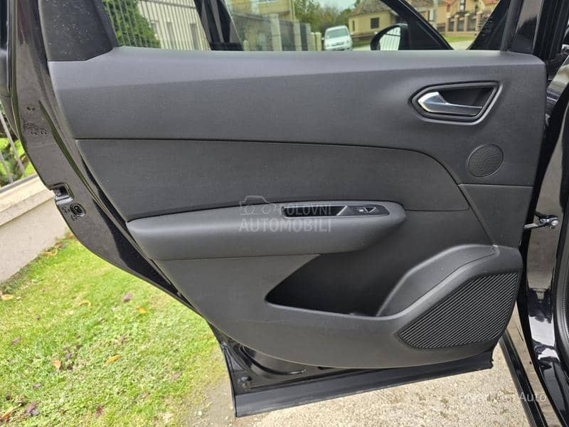 Renault Arkana E TECH 145