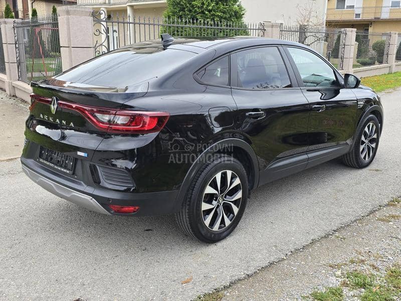 Renault Arkana E TECH 145