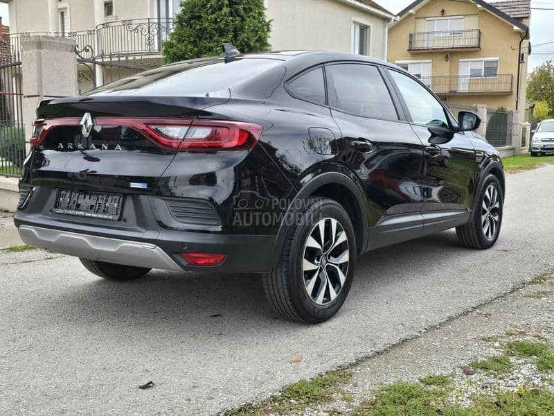 Renault Arkana E TECH 145