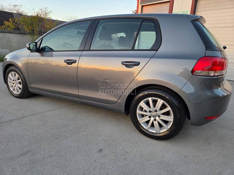 Volkswagen Golf 6 1.6 TDi BLUEMOTION