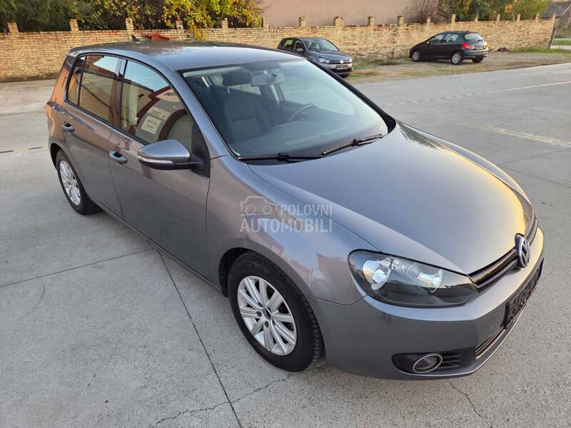 Volkswagen Golf 6 1.6 TDi BLUEMOTION