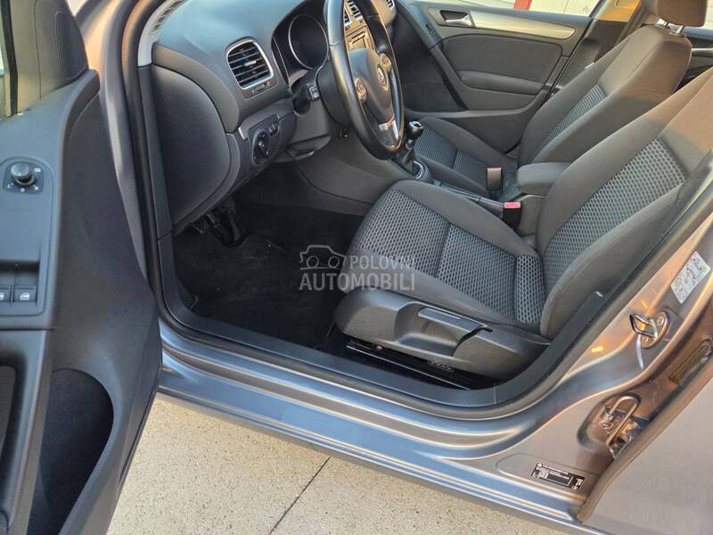 Volkswagen Golf 6 1.6 TDi BLUEMOTION