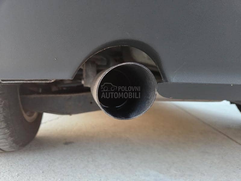 Volkswagen Golf 6 1.6 TDi BLUEMOTION