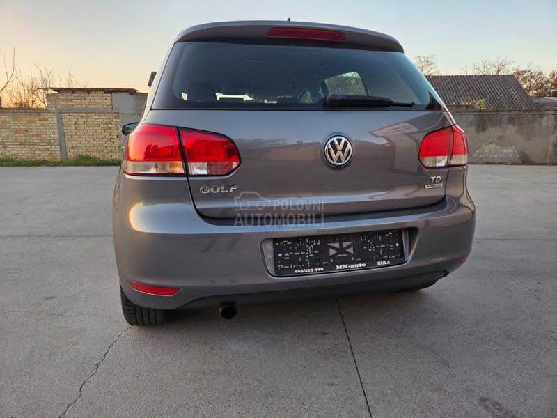 Volkswagen Golf 6 1.6 TDi BLUEMOTION