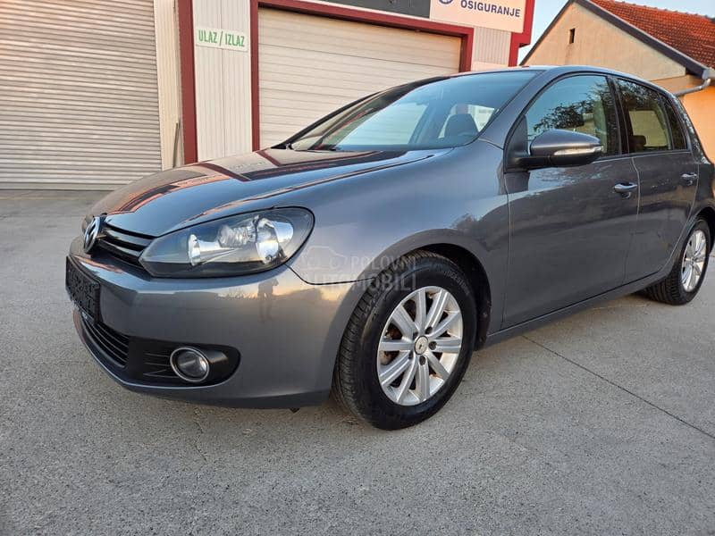Volkswagen Golf 6 1.6 TDi BLUEMOTION