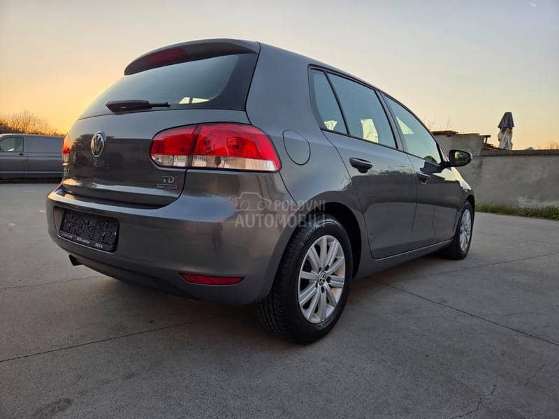 Volkswagen Golf 6 1.6 TDi BLUEMOTION
