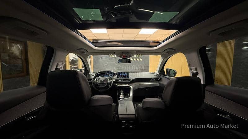 Peugeot 3008 //PANO//AUT/NOV