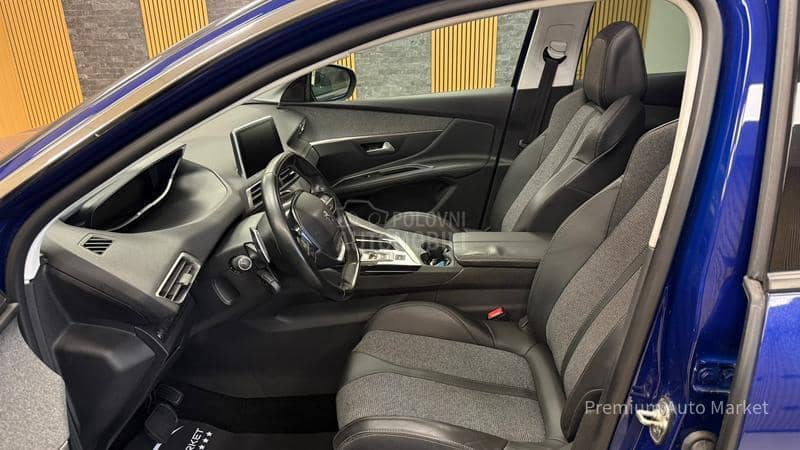 Peugeot 3008 //PANO//AUT/NOV