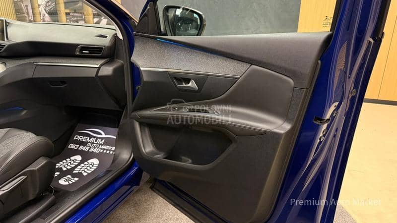 Peugeot 3008 //PANO//AUT/NOV