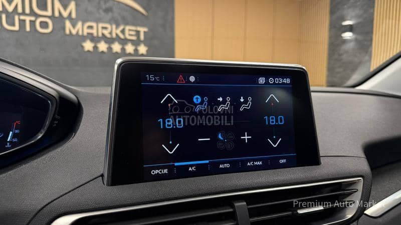 Peugeot 3008 //PANO//AUT/NOV