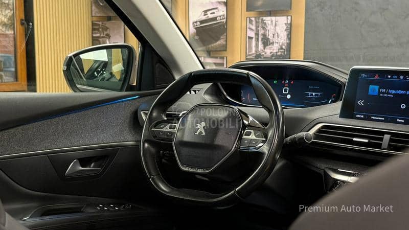 Peugeot 3008 //PANO//AUT/NOV