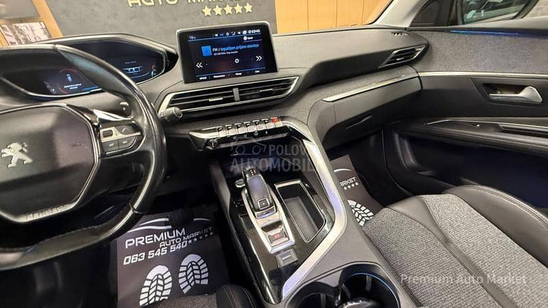 Peugeot 3008 //PANO//AUT/NOV