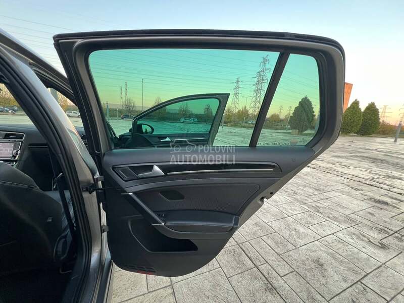 Volkswagen Golf 7 R-JEZIVO BRZ