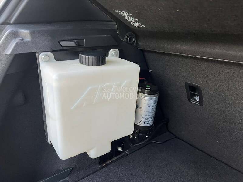 Volkswagen Golf 7 R-JEZIVO BRZ