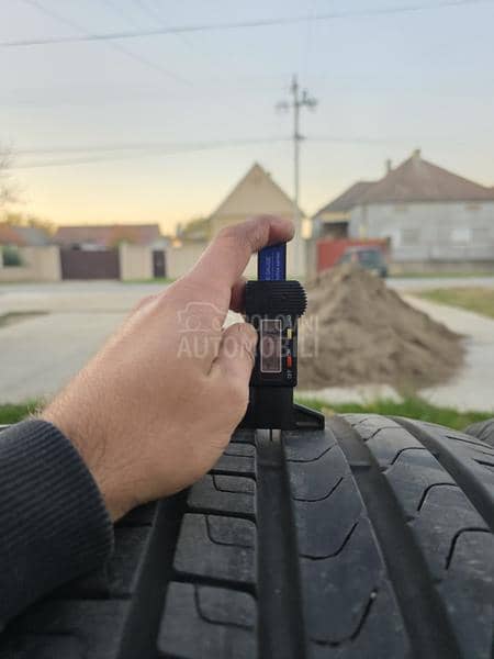 Pirelli 255/45 R19 Letnja