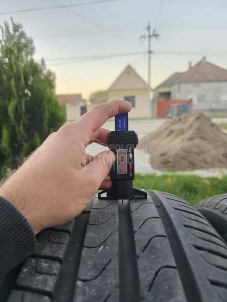 Pirelli 255/45 R19 Letnja