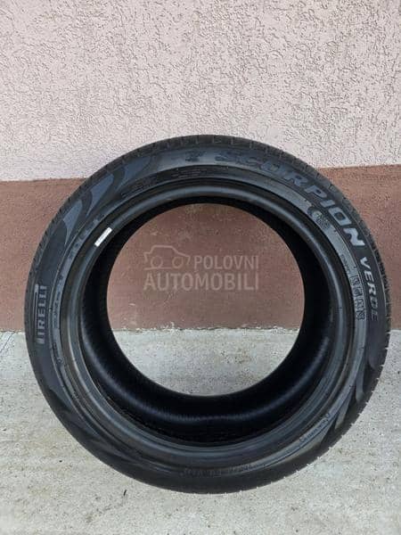 Pirelli 255/45 R19 Letnja