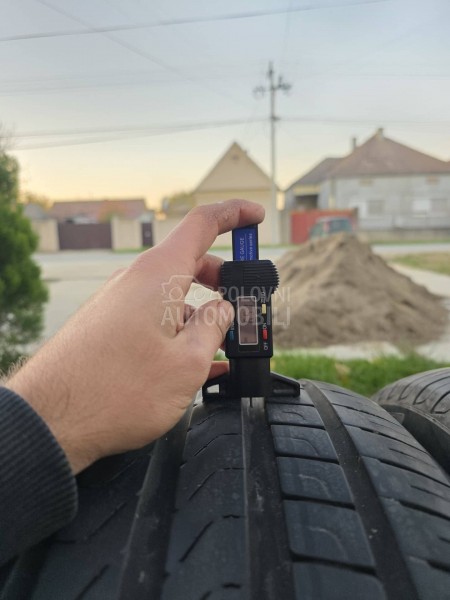 Pirelli 255/45 R19 Letnja