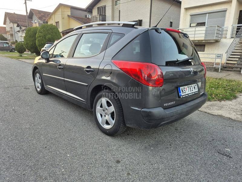 Peugeot 207 1.4 B/G TOOP
