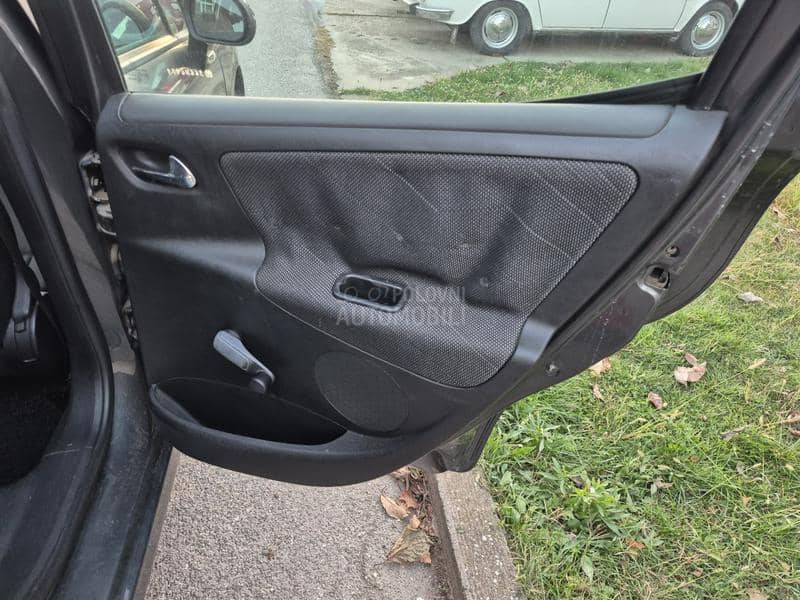 Peugeot 207 1.4 B/G TOOP