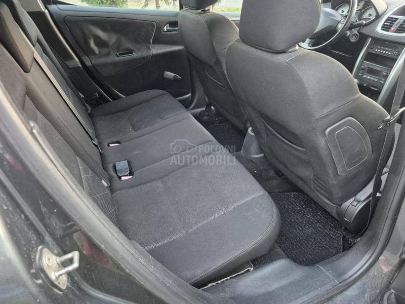 Peugeot 207 1.4 B/G TOOP