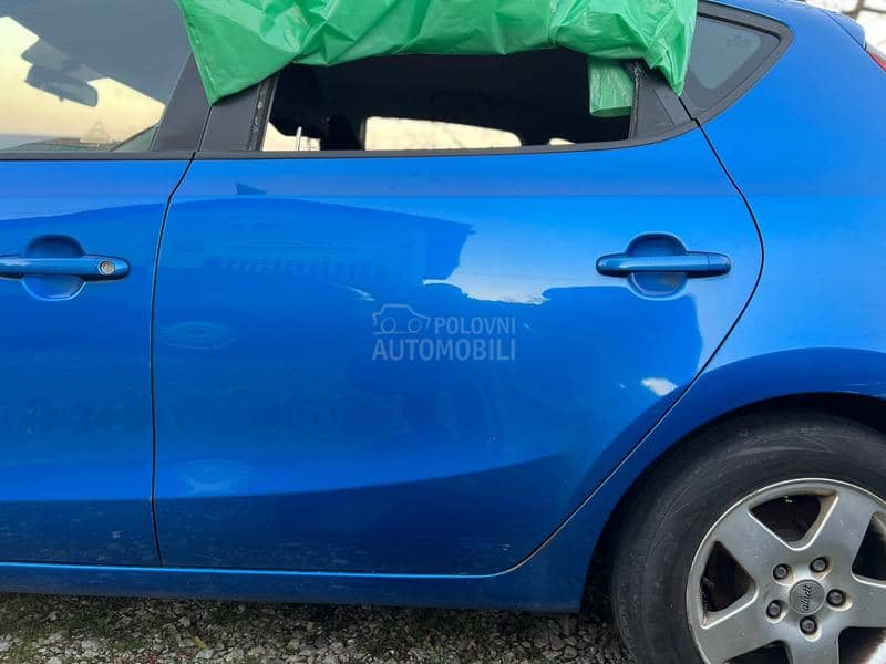 Vrata leva desna zadnja