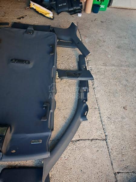 crno nebo, enterijer