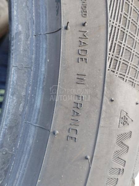 Continental 215/45 R16 Zimska