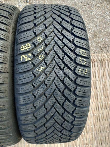 Continental 215/45 R16 Zimska