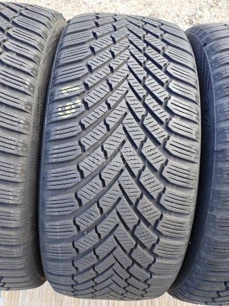 Continental 215/45 R16 Zimska